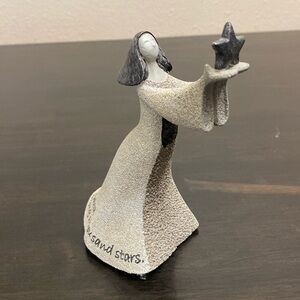 “Friends” figurine - ArtStone by Carson